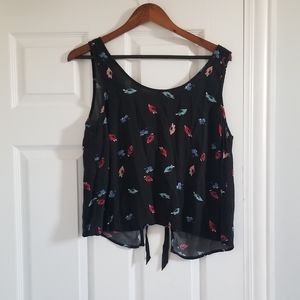 Black floral tanktop